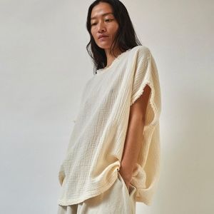 Black Crane Organic Gauze Top in Cream OS